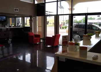 Econo Lodge Inn & Suites West - Energy Corridor hotel thumbnail 7