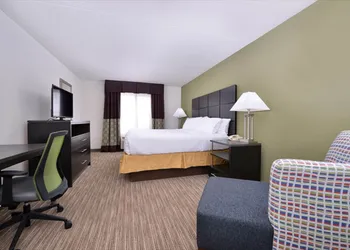 Holiday Inn Express Hotel & Suites Mooresville - Lake Norman by IHG hotel thumbnail 6