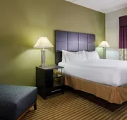 Holiday Inn Express Hotel & Suites Mooresville - Lake Norman by IHG hotel detail image 7