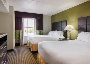 Holiday Inn Express Hotel & Suites Mooresville - Lake Norman by IHG hotel thumbnail 8