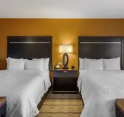 Hampton Inn & Suites Columbus hotel detail image 7