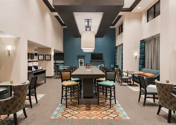 Hampton Inn & Suites West Des Moines/SW Mall Area hotel thumbnail 5