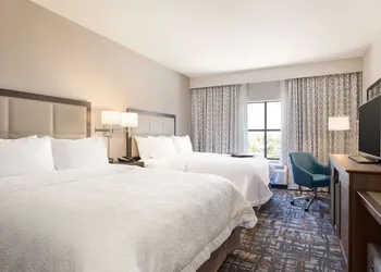 Hampton Inn & Suites West Des Moines/SW Mall Area hotel thumbnail 6