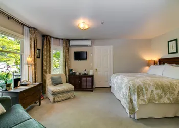 Winchester Inn hotel thumbnail 4