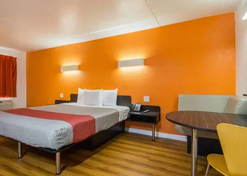 Motel 6 Garland, TX - Northeast Dallas hotel thumbnail 8