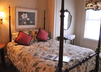 Strong House Inn hotel thumbnail 8