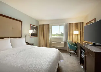 Hampton Inn Clackamas hotel thumbnail 8