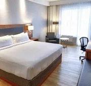 Holiday Inn Express & Suites Vaudreuil by IHG hotel detail image 3