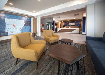 Holiday Inn Express & Suites Little Rock-West by IHG hotel thumbnail 3