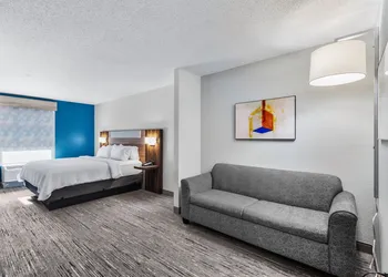 Holiday Inn Express New Albany by IHG hotel thumbnail 4