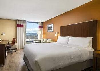 Four Points by Sheraton San Francisco Bay Bridge hotel thumbnail 7