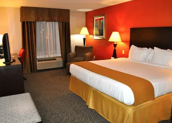 Holiday Inn Express Pittsburgh East - Mall Area by IHG hotel thumbnail 3