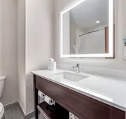 Holiday Inn Express Pittsburgh East - Mall Area by IHG hotel detail image 7