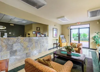 Econo Lodge Athens I-65 hotel thumbnail 3