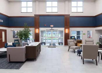 La Quinta Inn & Suites by Wyndham Bannockburn-Deerfield hotel thumbnail 4