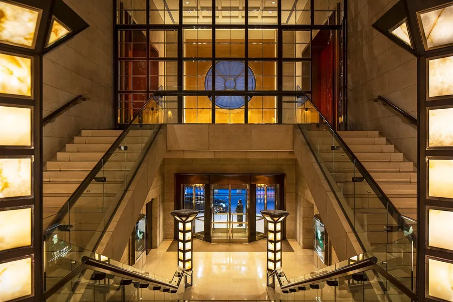 Four Seasons Hotel New York hotel detail image 2