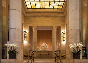 Four Seasons Hotel New York hotel thumbnail 5