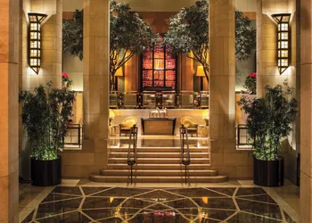 Four Seasons Hotel New York hotel thumbnail 6