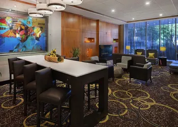 Hilton Garden Inn Montréal Centre-ville hotel thumbnail 3