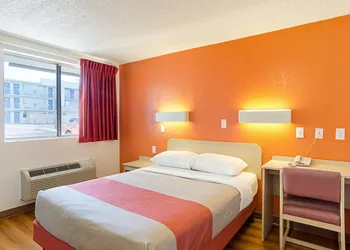Motel 6 Denver, CO – Downtown hotel thumbnail 5