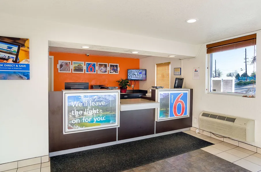 Motel 6 Denver, CO – Downtown hotel detail image 2