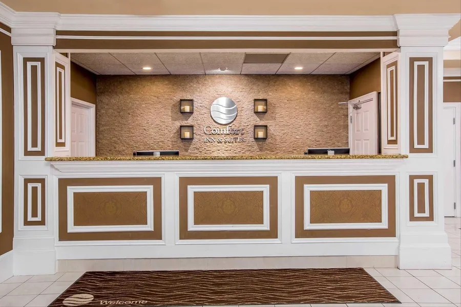 Comfort Inn & Suites Plattsburgh - Morrisonville hotel detail image 2