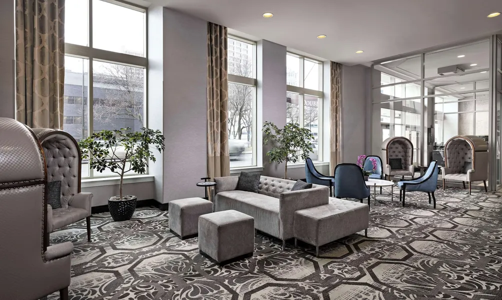 DoubleTree Suites by Hilton Hotel Detroit Downtown - Fort Shelby hotel detail image 2