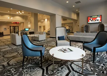 DoubleTree Suites by Hilton Hotel Detroit Downtown - Fort Shelby hotel thumbnail 5