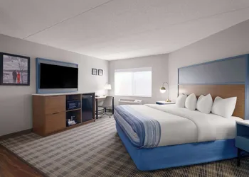 AmericInn by Wyndham Shakopee Near Canterbury Park hotel thumbnail 5