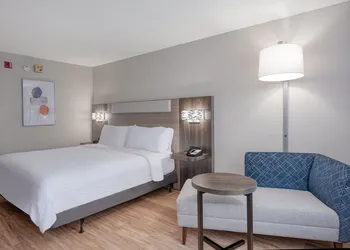 Holiday Inn Express & Suites Columbia-I-20 @ Clemson Rd by IHG hotel thumbnail 4