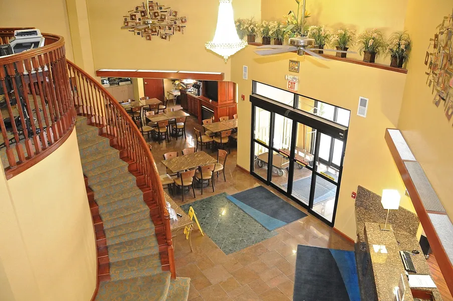 Holiday Inn Express & Suites St. Louis West - Fenton by IHG hotel detail image 2