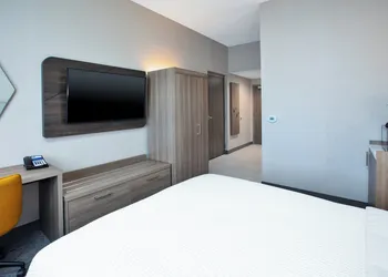 Holiday Inn Express Sault Ste. Marie by IHG hotel thumbnail 8