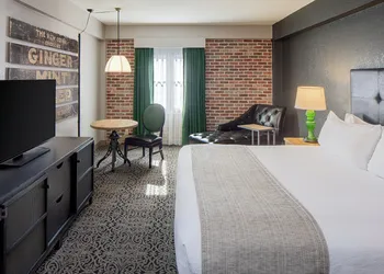 Holiday Inn FRENCH QUARTER-CHATEAU LEMOYNE by IHG hotel thumbnail 7
