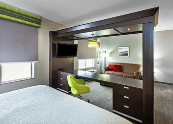 Hampton Inn & Suites Houston/League City hotel thumbnail 7