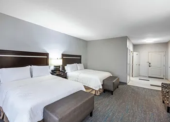 Hampton Inn & Suites Houston/League City hotel thumbnail 8