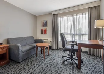 Best Western Hotel Brossard hotel thumbnail 7