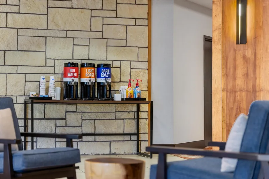 Hampton Inn & Suites by Hilton I-35/Mulvane hotel detail image 2