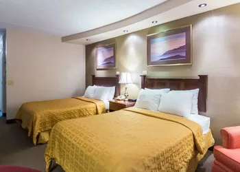 The Plaza Inn & Suites hotel thumbnail 7