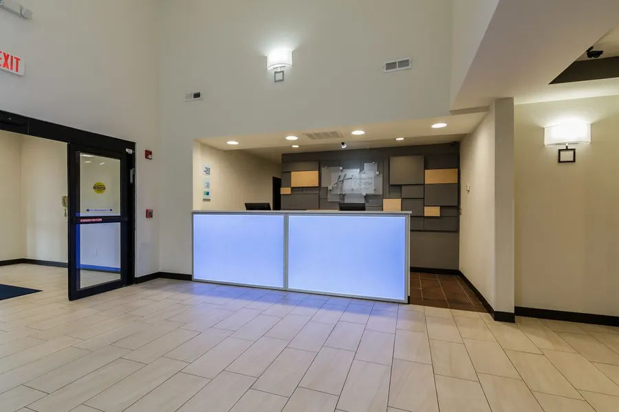 Holiday Inn Express Hotel & Suites South Bend by IHG hotel detail image 2