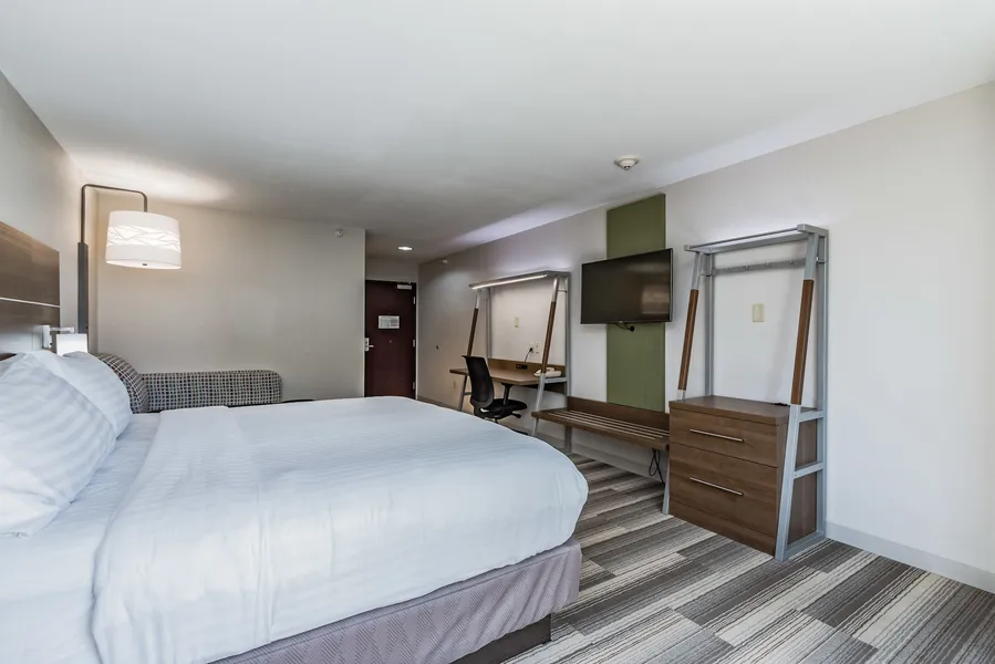 Holiday Inn Express Hotel & Suites South Bend by IHG hotel detail image 6