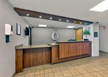 Motel 6 Oak Creek, WI hotel thumbnail 2