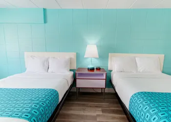 Howard Johnson by Wyndham Virginia Beach At The Beach hotel thumbnail 6