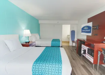 Howard Johnson by Wyndham Virginia Beach At The Beach hotel thumbnail 7