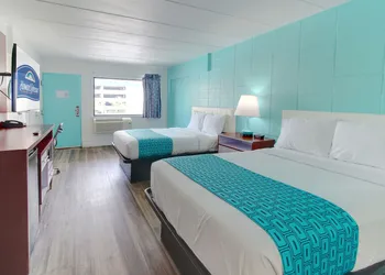 Howard Johnson by Wyndham Virginia Beach At The Beach hotel thumbnail 8