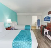 Howard Johnson by Wyndham Virginia Beach At The Beach hotel detail image 7