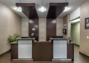 Best Western Plus Lee's Summit Hotel & Suites hotel thumbnail 3