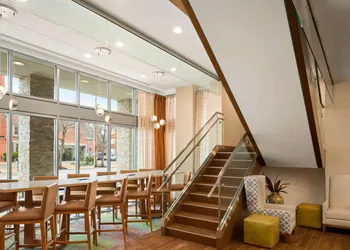 Hampton Inn & Suites Clayton/St. Louis-Galleria Area hotel thumbnail 4