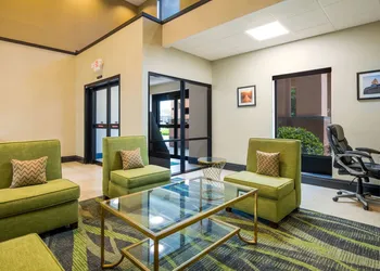 Quality Inn & Suites Sellersburg - Louisville Area hotel thumbnail 4