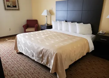 Quality Inn & Suites Sellersburg - Louisville Area hotel thumbnail 7