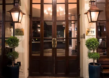 The Old No. 77 Hotel & Chandlery hotel thumbnail 6